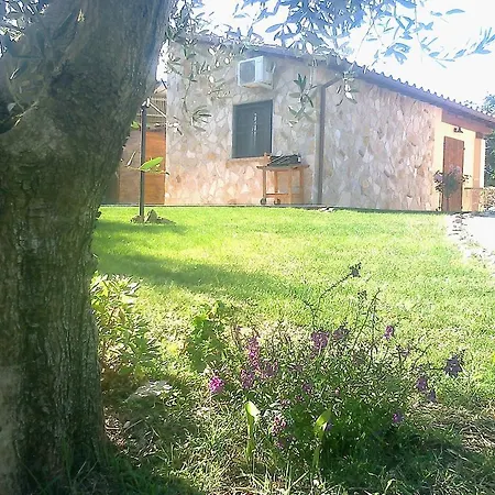 Casa vacanze Casale Dinelli *